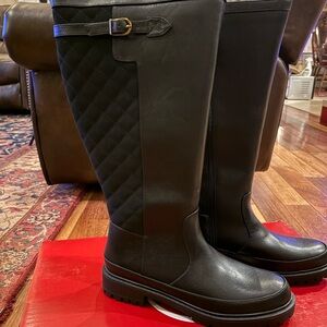ZEMMIE QUILTED BOOTS IN WIDE CALF